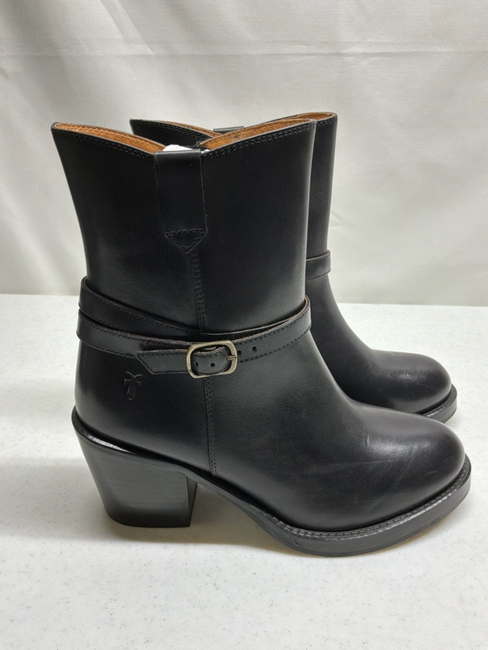 Frye Black Rylee Belted Boots Women's Size 6M NWOB
